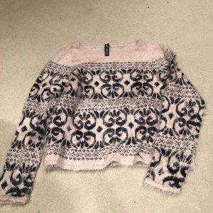 Fuzzy cropped sweater